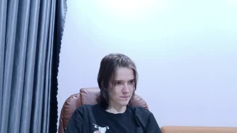 Ray-Ray online show from April 2, 2:03 pm