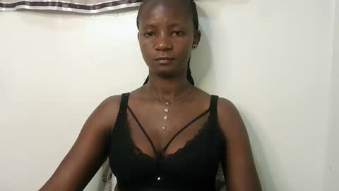 Snapshot of realqueen_ chatting on September 18, 4:33 am queen online show from September 18, 4:33 am