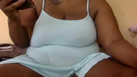 Snapshot of realsweetheart chatting on January 3, 10:20 am REAL1SWEETHEART online show from January 3, 10:20 am