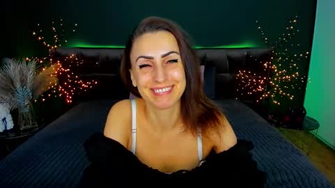 rebecca_diamonds online show from November 13, 7:51 am