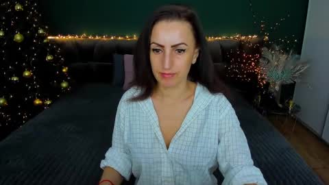 Snapshot of rebecca_diamonds chatting on January 21, 6:22 am rebecca_diamonds online show from January 21, 6:22 am