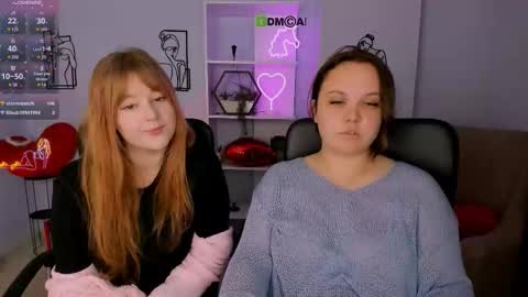 rebecca_smile_ online show from September 29, 7:52 pm