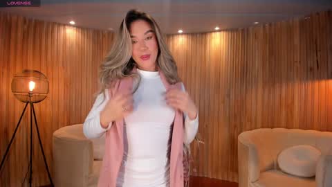 Rebe online show from February 8, 3:08 am