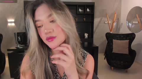 Rebe online show from February 7, 3:13 am