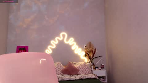 red__candy online show from December 19, 11:50 am