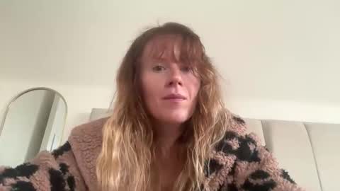 Rosie online show from October 7, 9:14 am