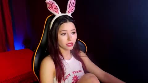 Kiara online show from December 4, 9:15 pm