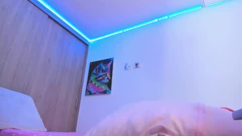 redski77 online show from March 5, 6:42 am