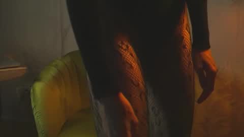 Red online show from October 4, 6:56 pm