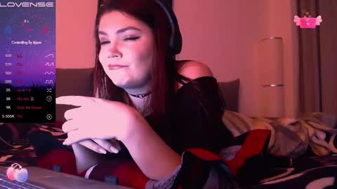 Snapshot of redyari chatting on January 4, 10:34 pm Red online show from January 4, 10:34 pm