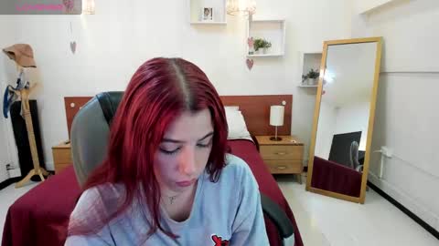 Snapshot of regina_blum chatting on February 17, 3:36 am Regina online show from February 17, 3:36 am