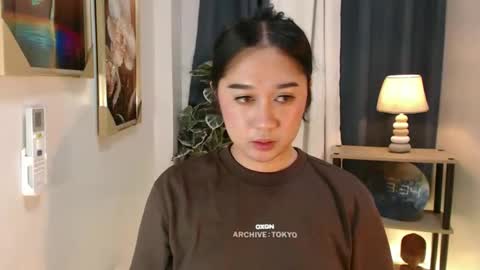 regine online show from February 2, 7:35 pm