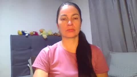 renata_hot1 online show from May 11, 11:13 pm