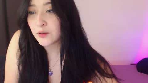 Snapshot of renata_ruiz chatting on September 23, 3:48 am online show from September 23, 3:48 am
