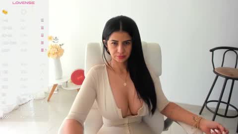 RENATA online show from September 24, 8:30 pm