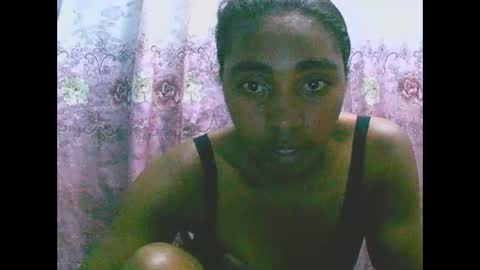 Snapshot of rephaleta chatting on February 17, 5:01 pm Rephaleta online show from February 17, 5:01 pm