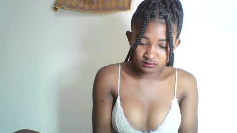 rhoanna online show from June 29, 6:18 pm