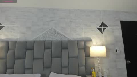 Riana online show from February 19, 2:23 am