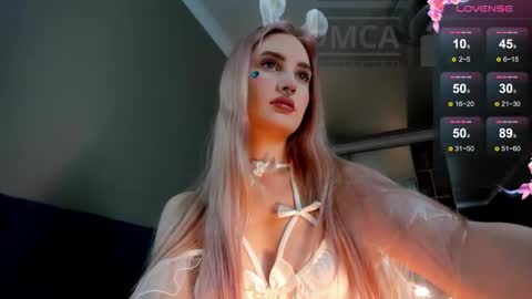 Ria Woods online show from October 29, 12:20 pm