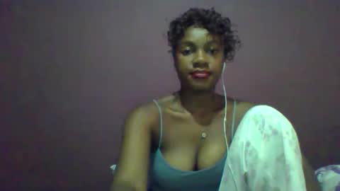 ricie001 online show from March 26, 11:45 am