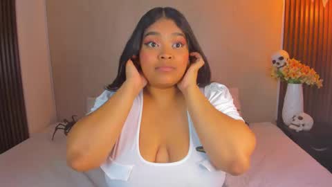 RileyDolly online show from October 31, 8:40 am