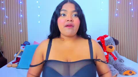 Snapshot of rileydolly chatting on December 18, 3:37 am RileyDolly online show from December 18, 3:37 am