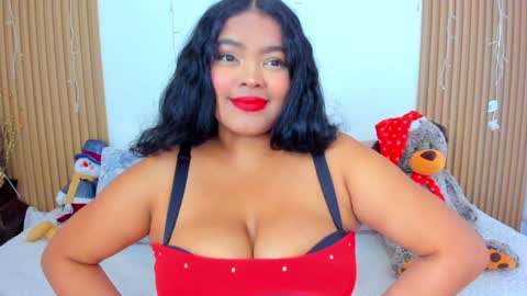 Snapshot of rileydolly chatting on December 10, 3:41 am RileyDolly online show from December 10, 3:41 am