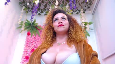 Risitos De Oro online show from May 16, 1:52 am