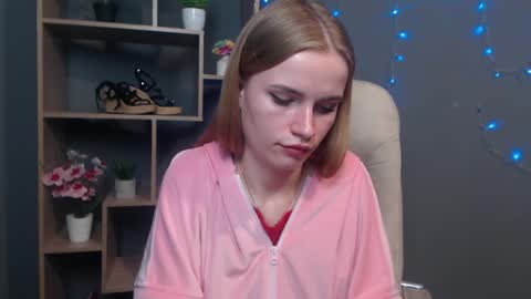 ritakiskis online show from December 3, 11:07 pm