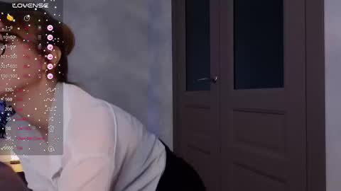 Miley  online show from November 11, 4:19 am