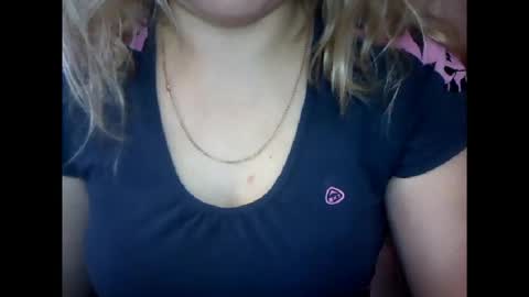 RiveraMaureen online show from October 31, 8:51 am