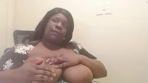 robertswhitney52 online show from November 3, 12:03 am