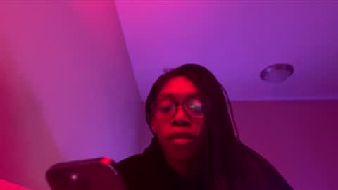 robynthegoddess online show from March 29, 2:32 am