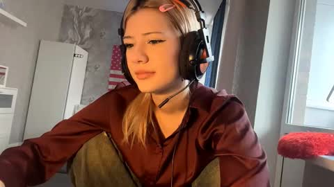 Anny online show from February 17, 11:20 am