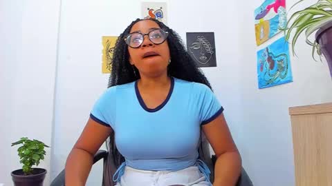 Snapshot of romantic_stargirl chatting on March 2, 1:53 pm Is A Belle online show from March 2, 1:53 pm