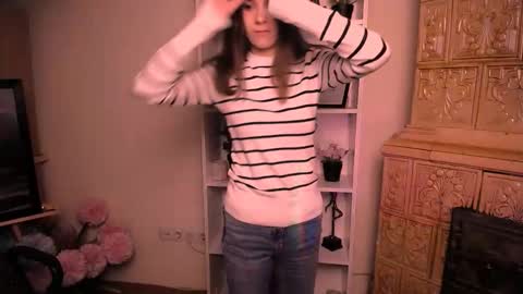 Rose online show from March 18, 7:24 am