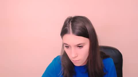 Rose online show from December 3, 7:44 am