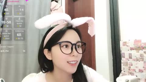 Snapshot of rose6688 chatting on February 21, 7:22 am rose online show from February 21, 7:22 am