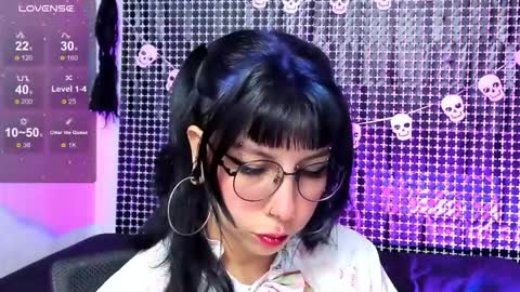 Ally online show from November 29, 9:30 pm