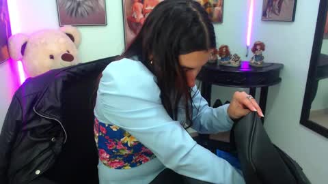 Rose online show from March 8, 1:12 pm