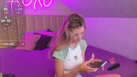 Kimberlly online show from July 8, 11:40 pm