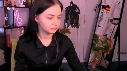 rose online show from November 1, 9:24 am