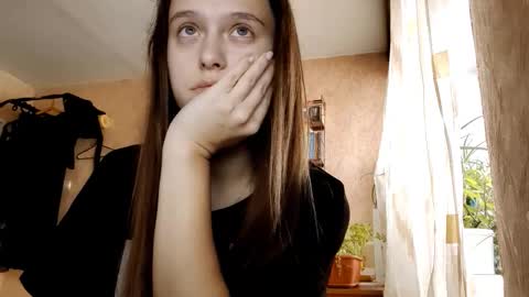 Sophie online show from December 1, 1:20 am