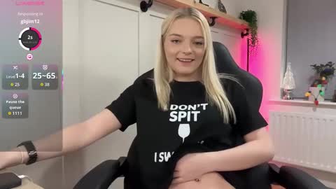 rose97 online show from November 22, 8:33 pm