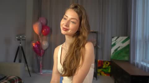 Elsa online show from October 18, 4:15 am