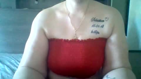 rosemariecamacho1120 online show from June 1, 3:14 pm