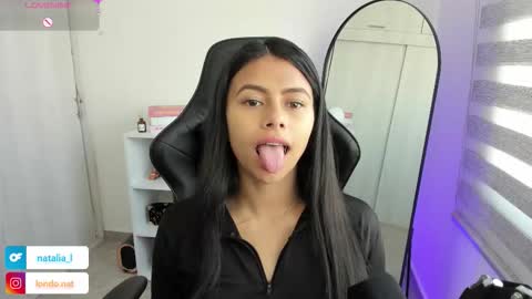 Nat online show from December 18, 2:44 pm