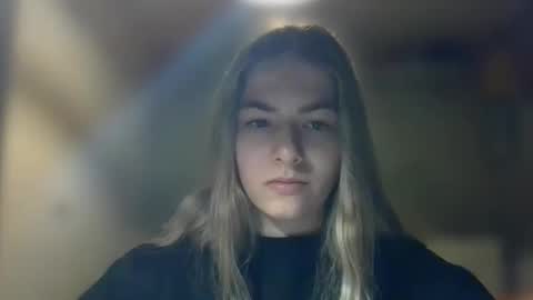 Snapshot of rosie_june chatting on December 30, 8:10 am Rosie online show from December 30, 8:10 am