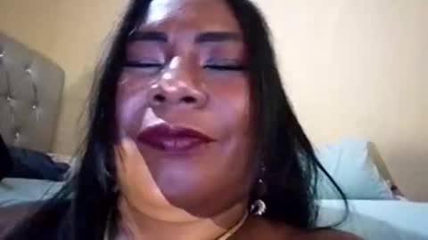 rosmerynavarro online show from September 13, 6:21 am