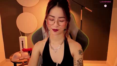 Miss Rosse online show from February 16, 1:33 pm